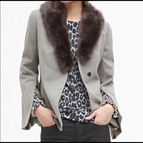 NWT Banana Republic Gray Fur Collar Bell Sleeves Chic Blazer Jacket Women's sz 0 - Picture 1 of 13